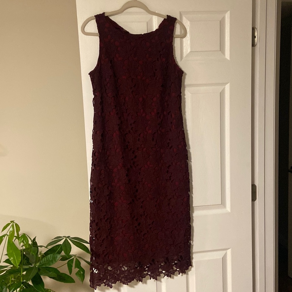 Beautiful midi dress size 6 like new